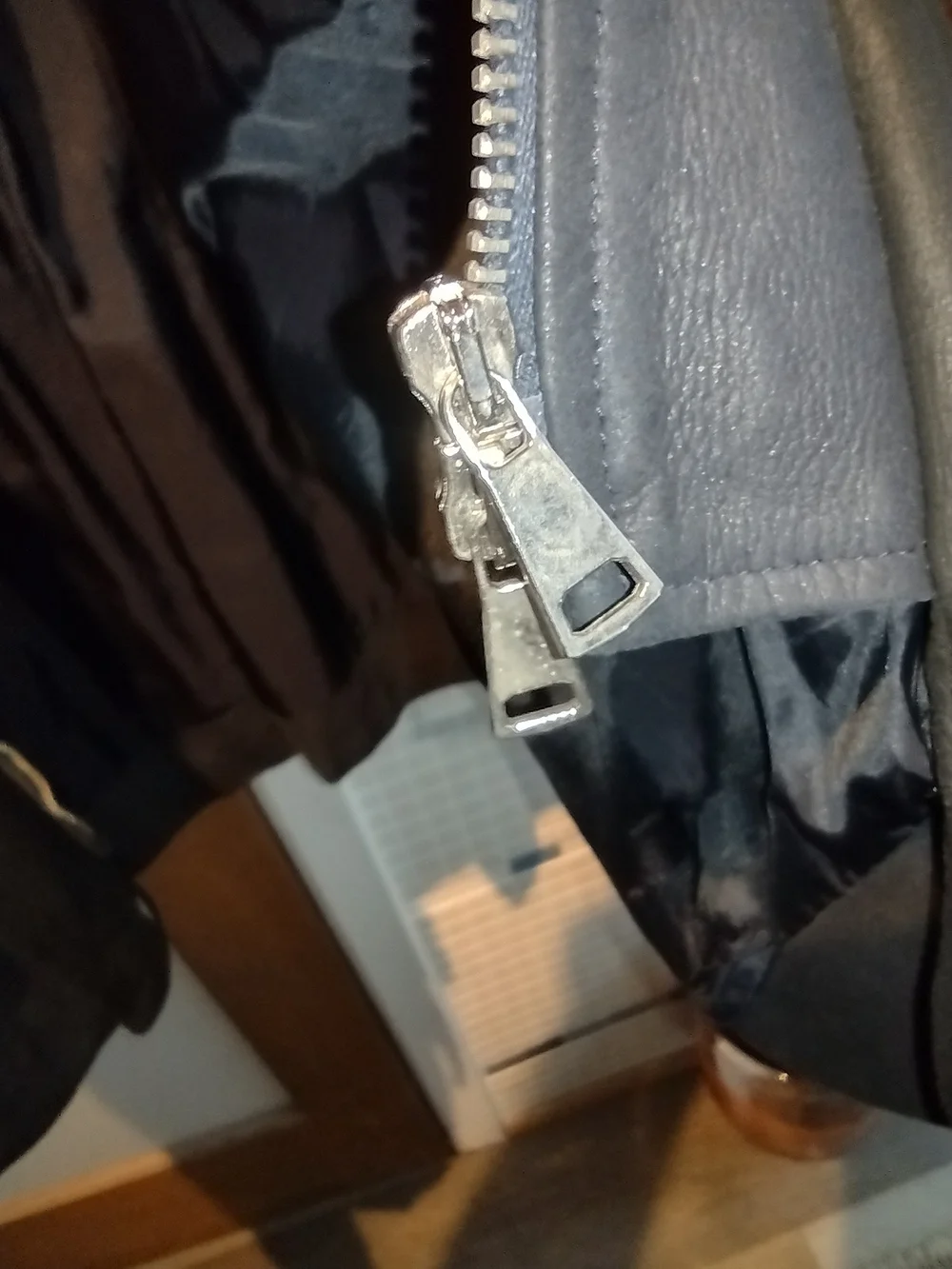 N/A men leather